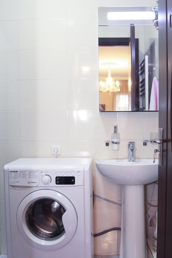 Salounique Lux Apartment Tbilisi Buitenkant foto